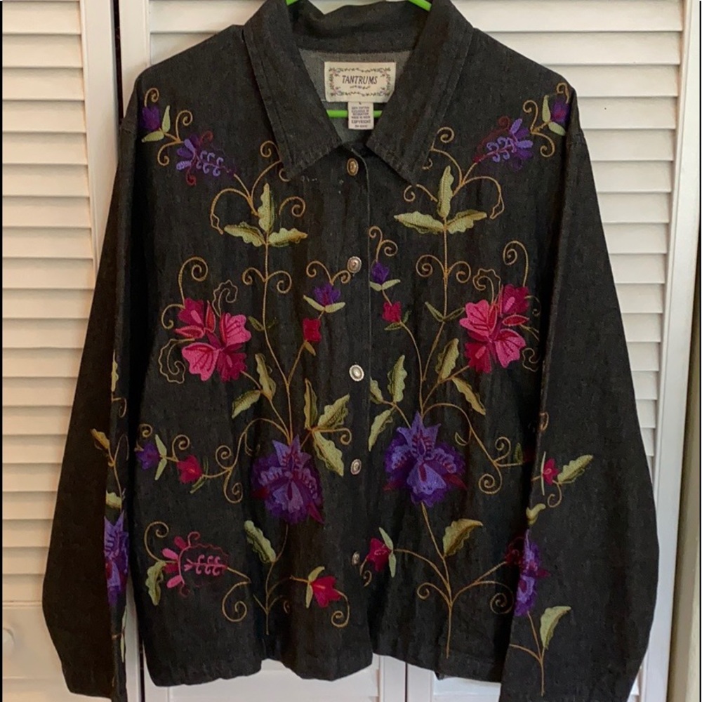Women’s embroidered dark blue jean jacket